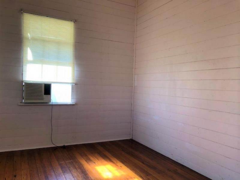 241 East Street, Depot Hill QLD 4700
